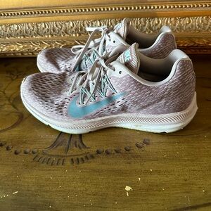 Nike Air Zoom Winflo 5 'Pink Blue' AA7414-602 Size 8.5